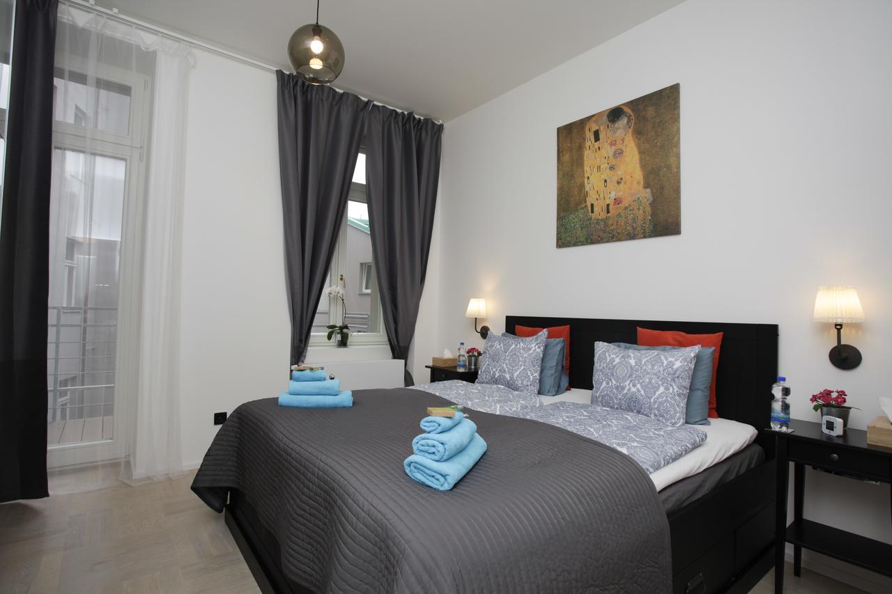 Luxury Apartment Spalena Прага Екстериор снимка
